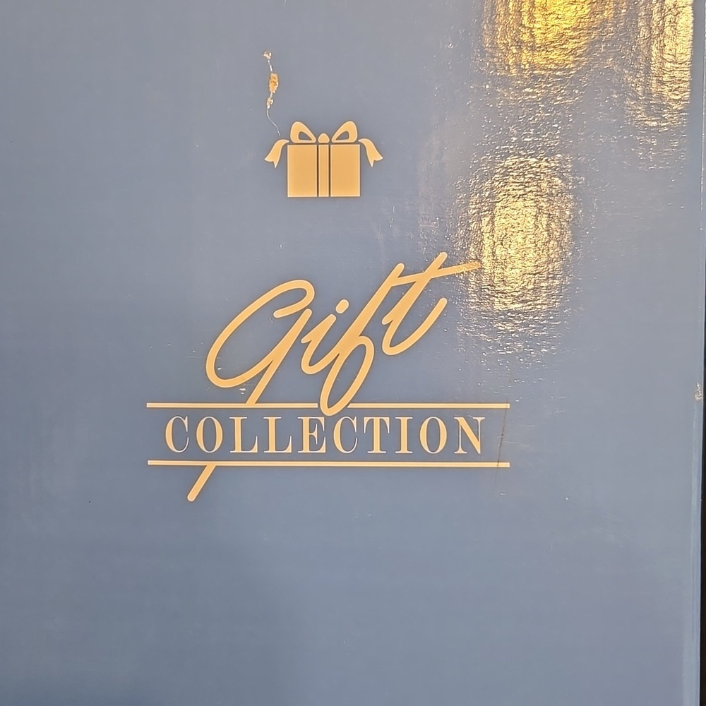NIB AVON Sparkling Fiber Optic Angel - Picture 4 of 4